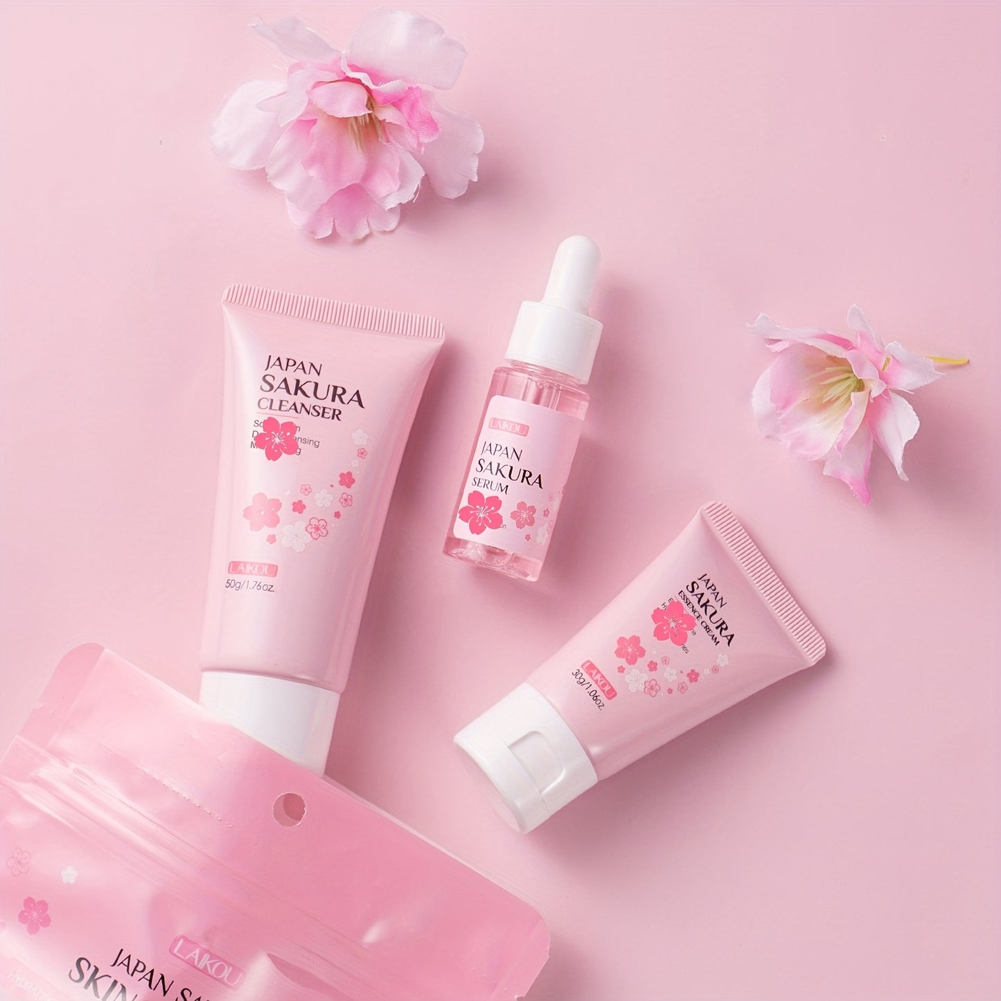 LAIKOU Sakura Cleanser - Set de 3 piezas para el cuidado de la piel: Limpiador facial (50 g), Suero (0,57 oz), Hidratante (30 g), Tono de piel uniforme, Suaviza las líneas de expresión.
