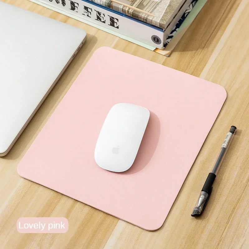 Alfombrilla de ratón pequeña de PU antideslizante para juegos de escritorio, impermeable, antiarañazos, fácil de limpiar, para PC, portátil y de escritorio