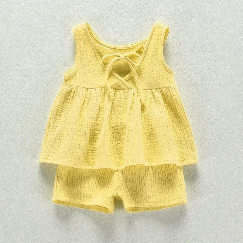 Conjuntos bonitos de blusa de algodón y pantalones cortos para niña pequeña, ropa de verano para niña pequeña