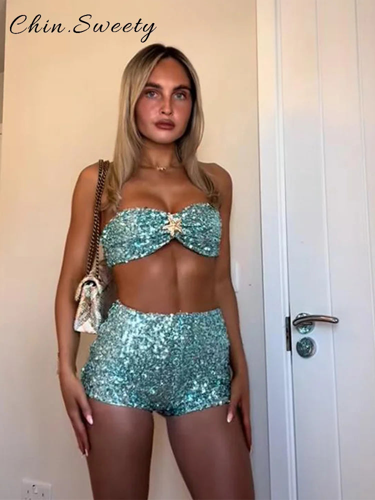 Conjunto de bikini sexy con lentejuelas de 2 piezas para mujer, top corto liso sin tirantes y sin mangas, minifaldas ajustadas de corte A, atuendo de verano 2025 para mujer.
