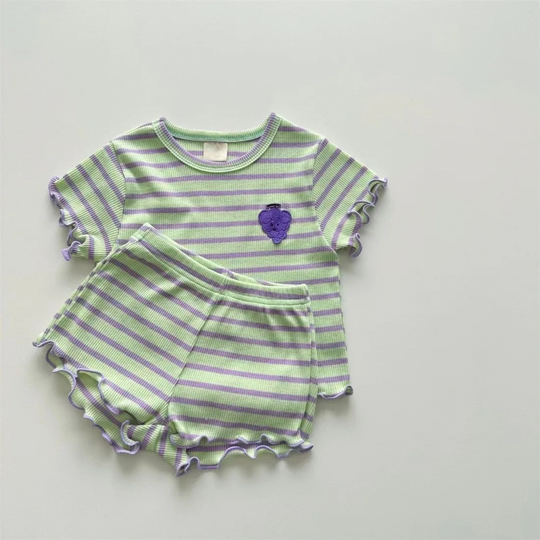Ropa para niños de 0 a 3 años, conjunto de camiseta y pantalones cortos de algodón puro a rayas de verano, conjunto de manga corta para niñas y vacaciones en la playa