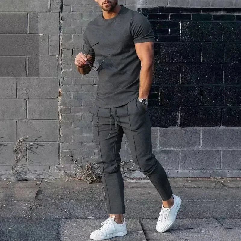 Conjunto deportivo para hombre, otoño 2023, verano, liso, informal, cuello redondo, manga corta, camiseta deportiva, conjunto de dos piezas para hombre
