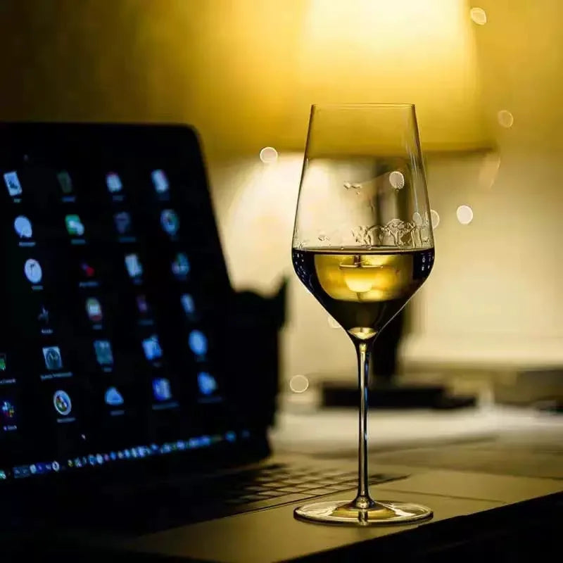 Copa de vino ligera de lujo estilo Burdeos, de estilo ultrafino, con tallos delgados, ideal para fiestas y bares.