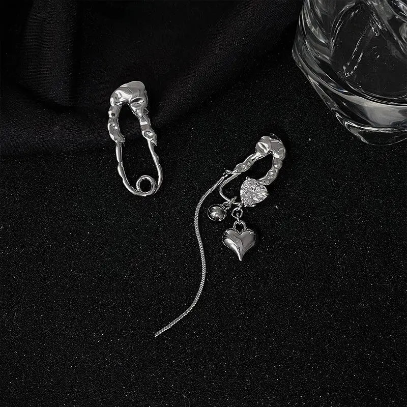 1 par de pendientes vintage punk de metal con borlas de circonita y corazón para mujer y hombre, estilo gótico Y2K Harajuku, accesorios de joyería de cadena larga.