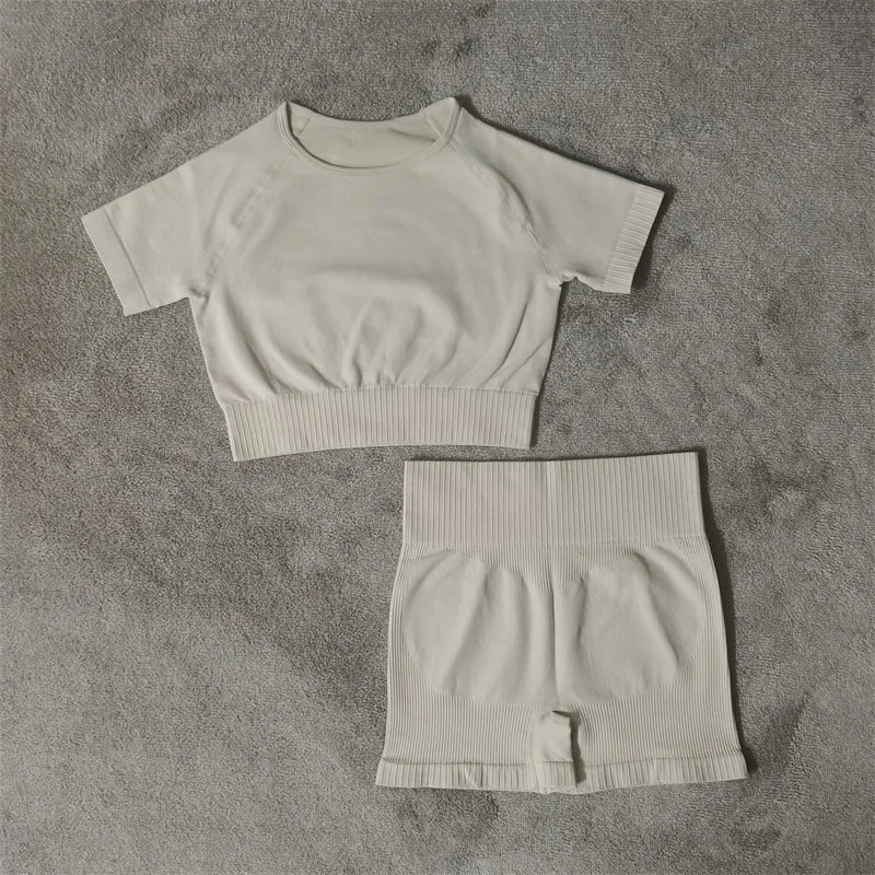 Conjunto de yoga fitness sin costuras para mujer, ropa deportiva de cintura alta, leggings, pantalones cortos de dos piezas, ropa de gimnasio para mujer
