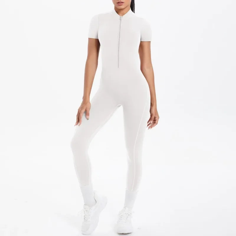 Mono deportivo de yoga sexy con cremallera frontal, espalda descubierta, manga corta, pantalones cortos, ropa deportiva para fitness, correr, gimnasio, yoga y actividades deportivas para mujer.
