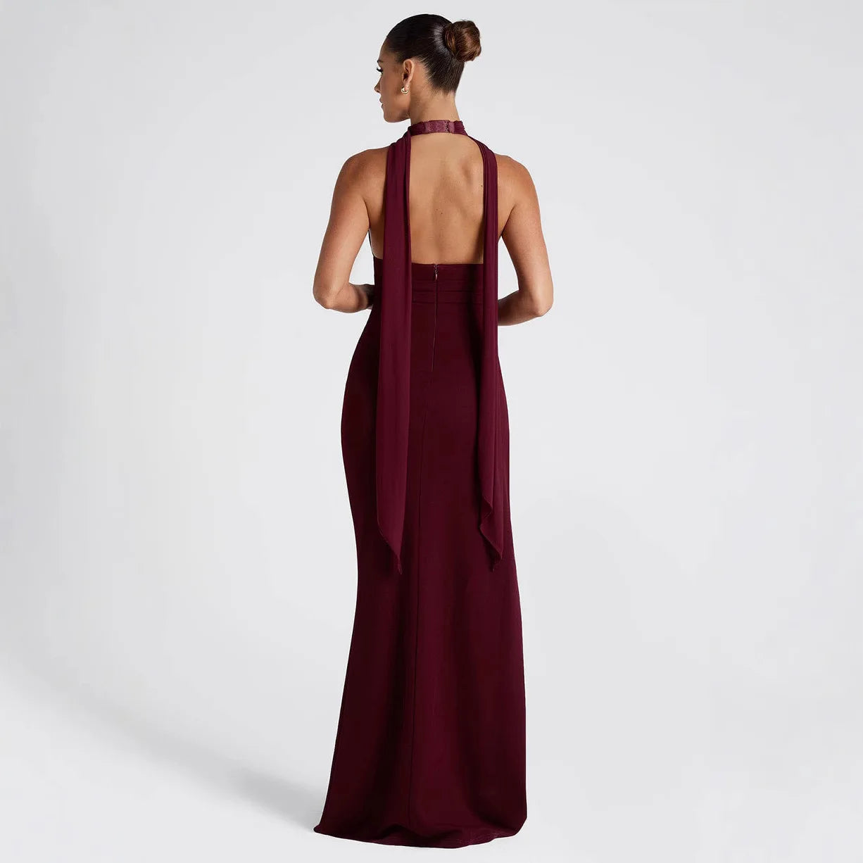 Summer 2025 Women's Sexy Deep V-Strap Hanging Neck High Cut Split Dress Solid Color Bareback Fashionable Split Dress