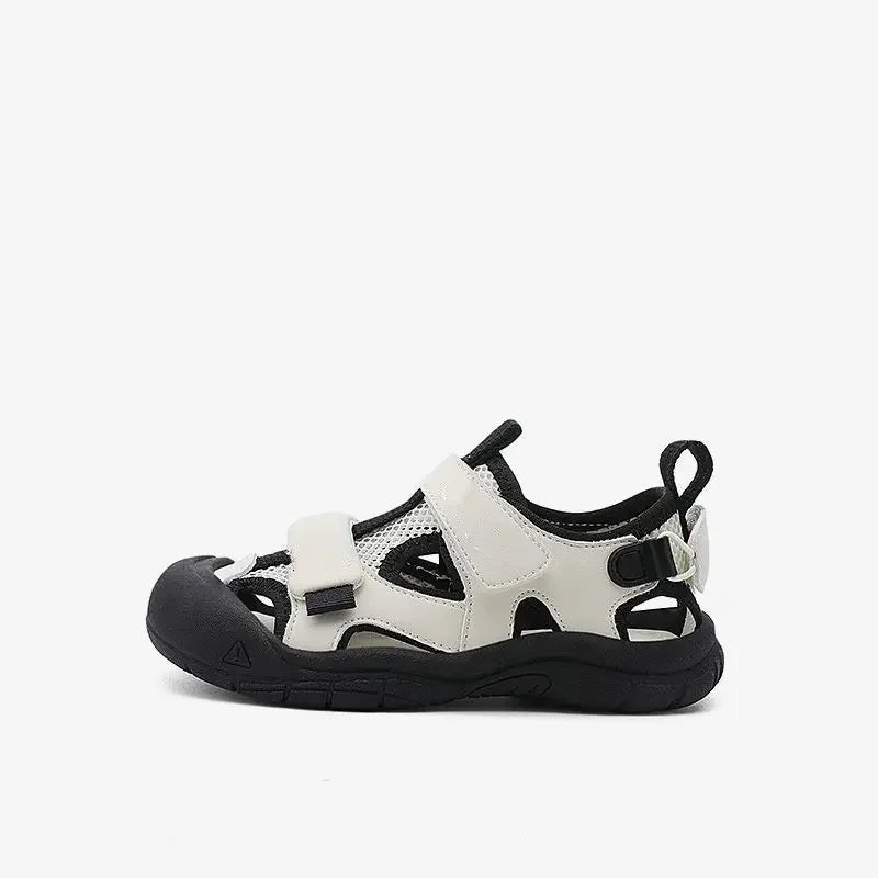 Sandalias para niños, novedad de verano 2025, estilo coreano, suela suave, antideslizantes, versátiles, con recortes y zapatillas transpirables.