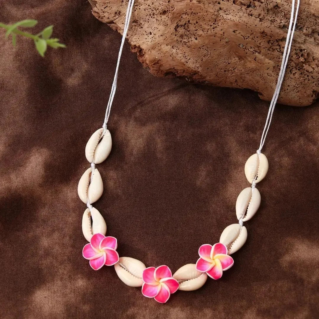 Conjunto de pulsera y collar de conchas multicolores tejidas a mano, joyería de cerámica suave estilo vacaciones en la playa con diseño de flor de huevo bohemia