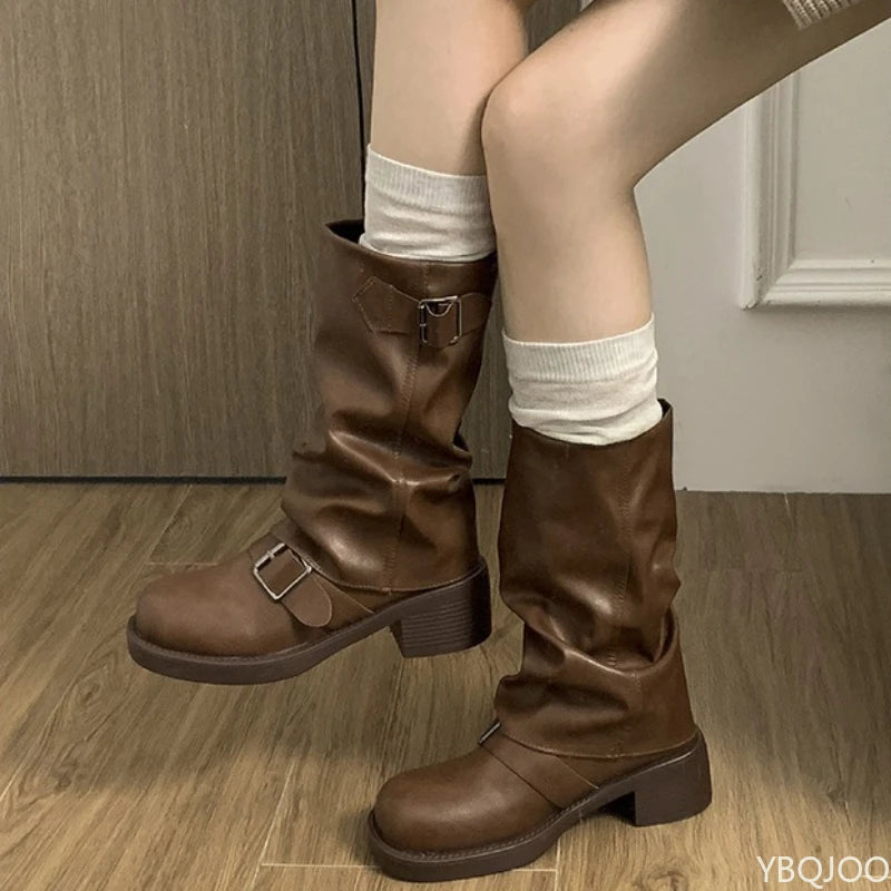 Botas vaqueras retro marrones de estilo occidental para mujer, estilo otoño-invierno, 2025, nuevas botas cortas, delgadas, gruesas y apiladas.