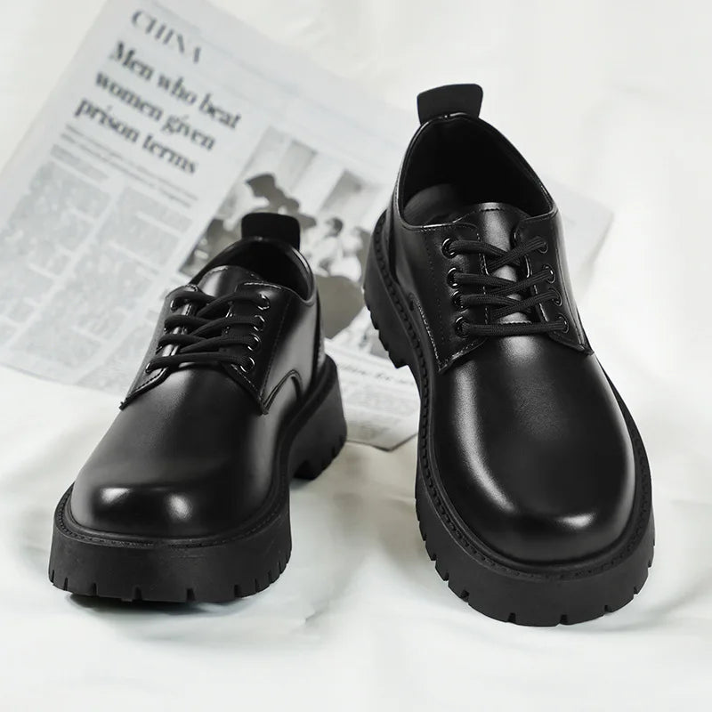 Otoño 2025, nuevos zapatos Derby de negocios para hombre, mocasines de cuero negro para hombre, zapatos de chef, calzado formal de plataforma coreana para hombre.