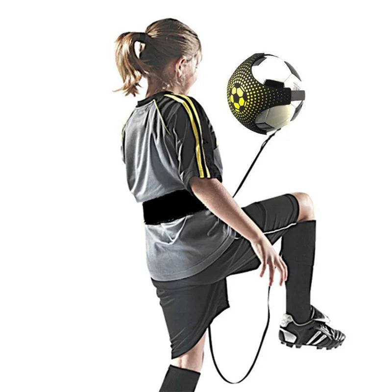 Pelota de juguete para deportes al aire libre con columpio elástico, paquete auxiliar de entrenamiento de fútbol, correas para practicar habilidades personales y ejercicio físico.