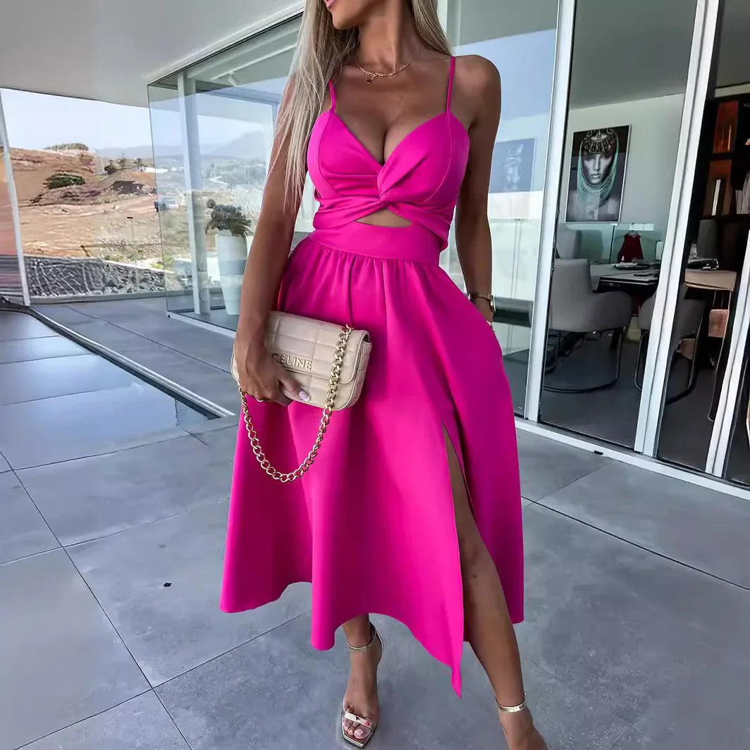 Vestido de mujer con nuevo estilo, cuello en V, corte amplio, que estiliza y suaviza la silueta, espalda abierta y largo medio.