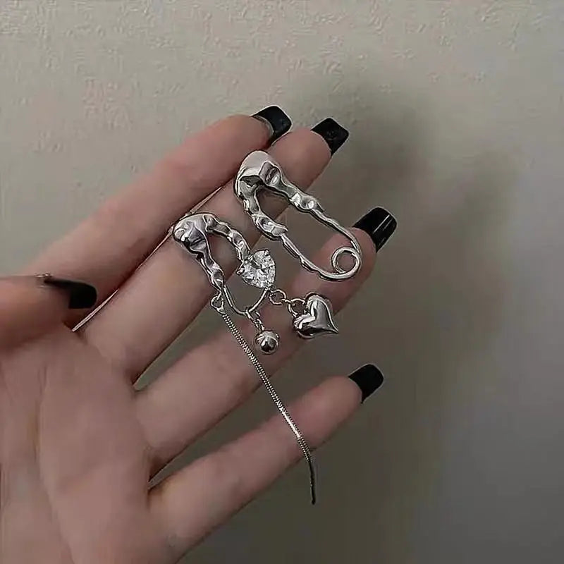 1 par de pendientes vintage punk de metal con borlas de circonita y corazón para mujer y hombre, estilo gótico Y2K Harajuku, accesorios de joyería de cadena larga.