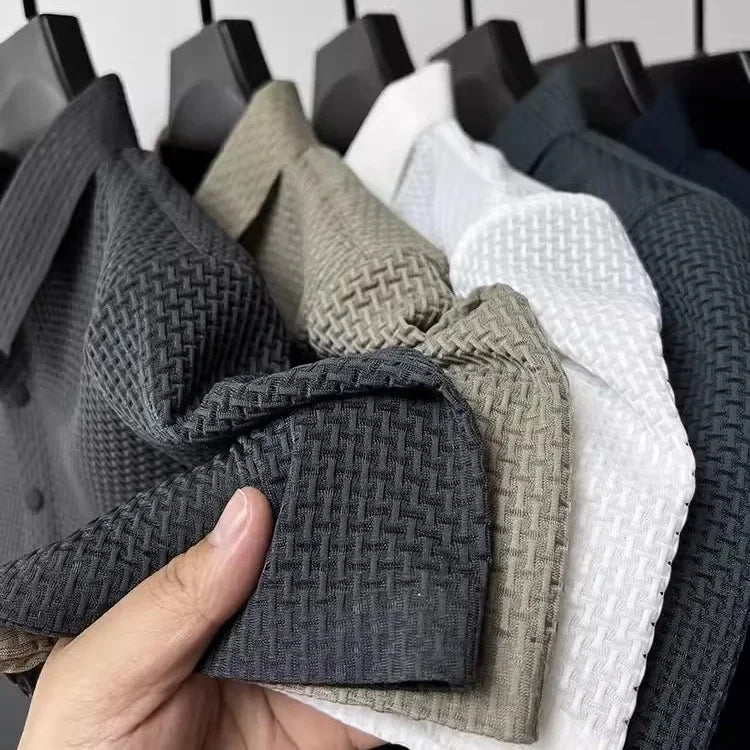Camiseta de manga corta de seda de hielo para hombre, nueva camiseta de verano con cuello redondo y estampado de gofre, de alta elasticidad, sin costuras, informal, de negocios.