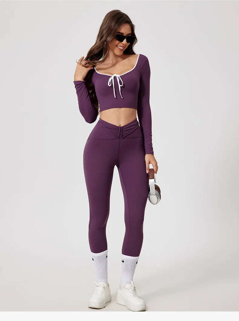 Conjunto de yoga para mujer: camiseta de manga larga, ropa deportiva, top corto, leggings de cintura alta y conjunto deportivo.