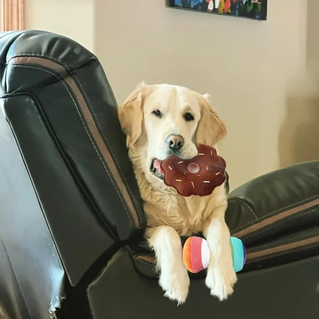 Un juego de 7 piezas de juguetes con sonido para cachorros, juguetes de peluche sueltos para masticar, bocadillos de frutas de peluche y juguetes de verduras para cachorros, adecuados para juegos lindos.