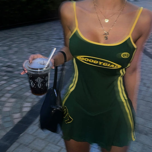 Vestido de verano sexy, estilo europeo y americano, para mujer, sin mangas, mini, ajustado, con falda de tirantes baja, estilo Y2K, ideal para la playa.