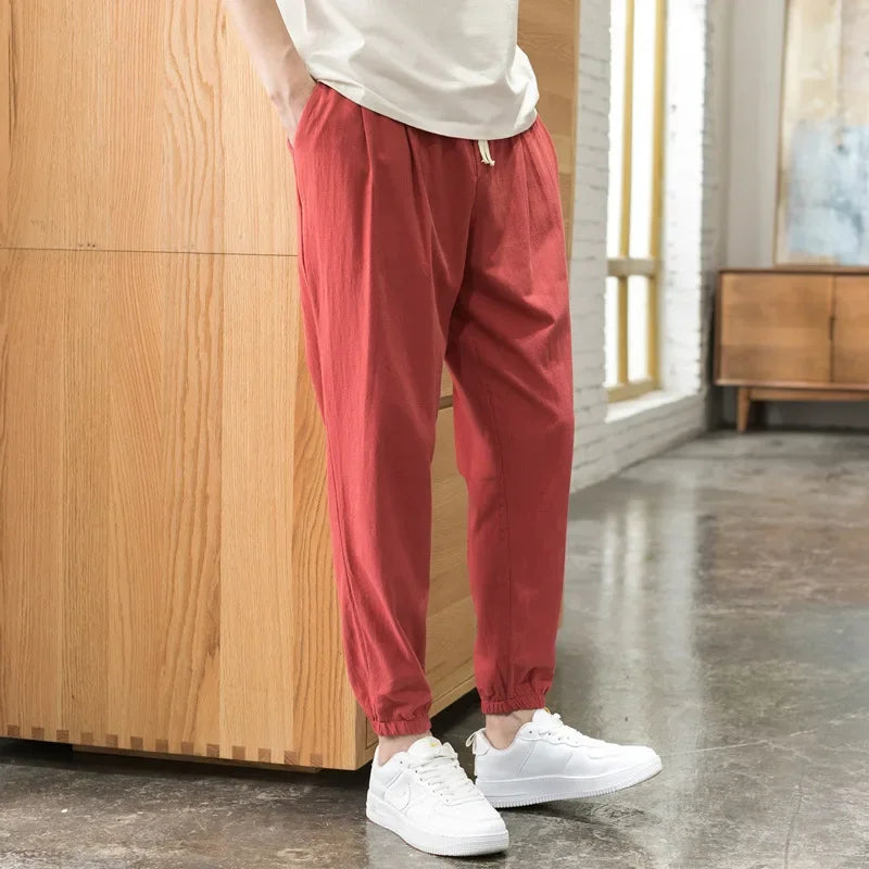 Pantalones casuales ligeros de primavera y verano para hombre, pantalones cortos coreanos de moda, pantalones cargo adelgazantes de pie pequeño para hombre