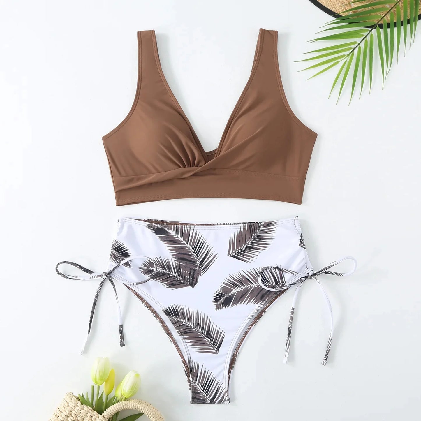 Oferta de temporada: nuevo traje de baño de nailon de color puro, cintura alta, sexy, para mujer, conjunto de bikini de moda, fuente de casa, ajuste cómodo