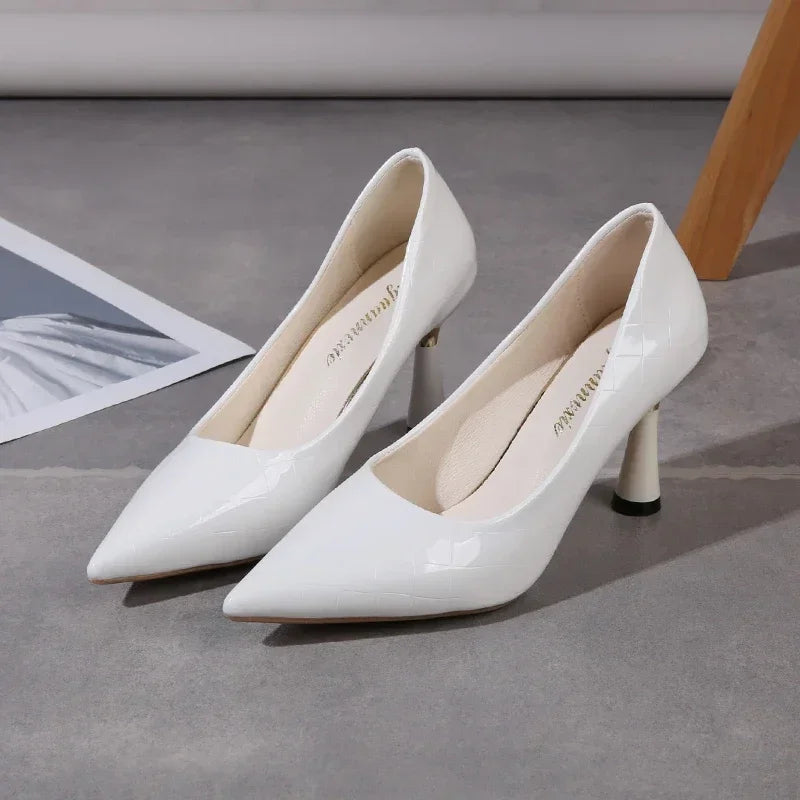 Zapatos Mujer 2024 Tendencia Nuevo Verano Tacones Rojos Elegante Mujer Tacón Negro Punta Puntiaguda Zapatos de Vestir Cuero Blanco Zapatos de Dama