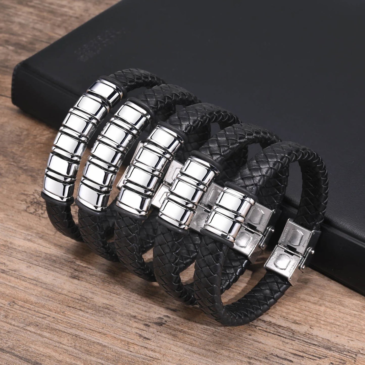 Pulseras trenzadas de cuentas personalizadas para hombre, de cuero, acero inoxidable, color negro y plateado, con nombre personalizado, regalo para un familiar.