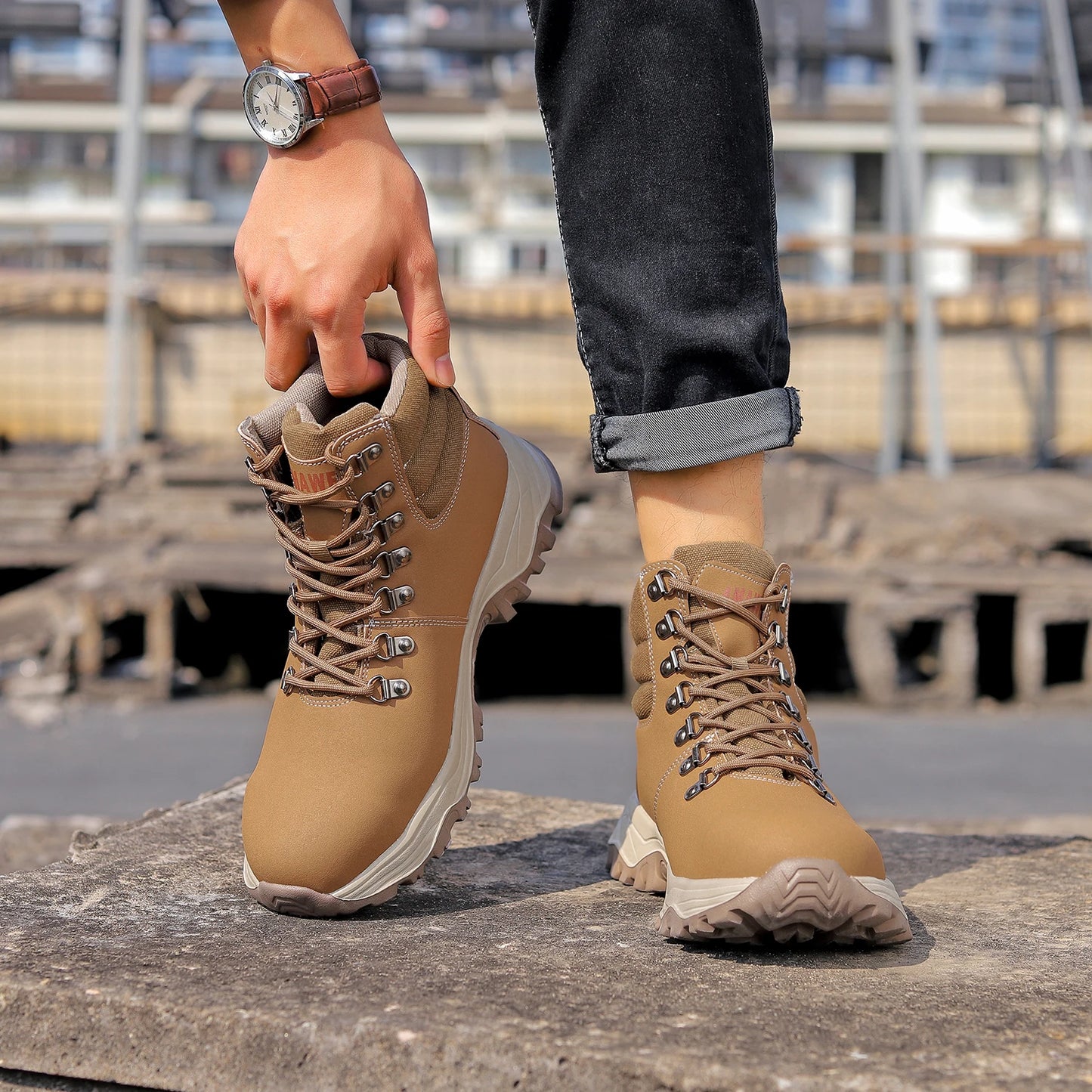Anti-Smash Steel Toe Work Boots Mens Protection Shoes Breathable Non-Slip Anti-Puncture Construction Work Shoes Hiking Boots