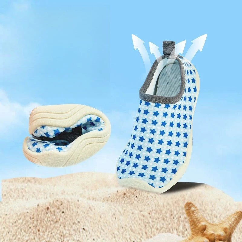 Zapatillas de senderismo para niños, zapatos de agua con suela blanda para niños, calzado antideslizante de dibujos animados para playa, para nadar descalzo