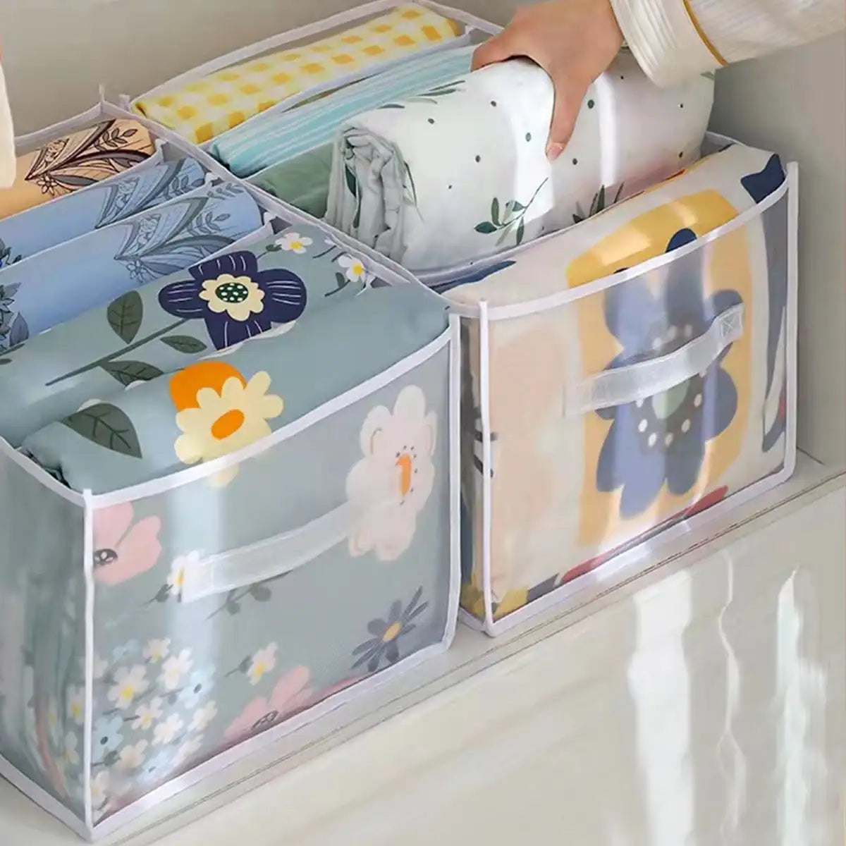 Caja de almacenamiento y clasificación de ropa de cama y sábanas