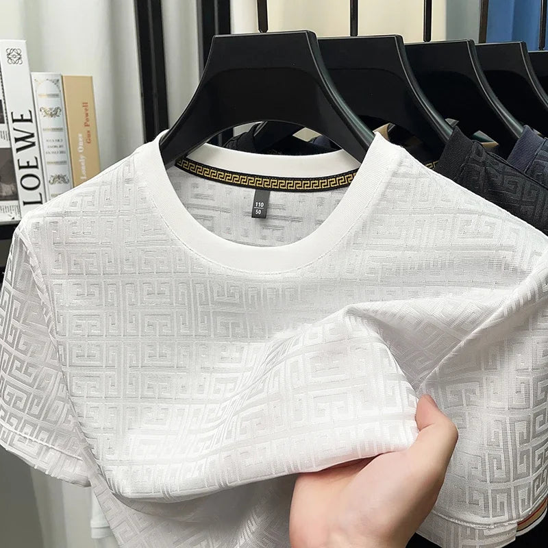 Camiseta de cuello redondo y manga corta de jacquard de moda para hombre, nueva, informal, cómoda y versátil para todas las estaciones, 2025