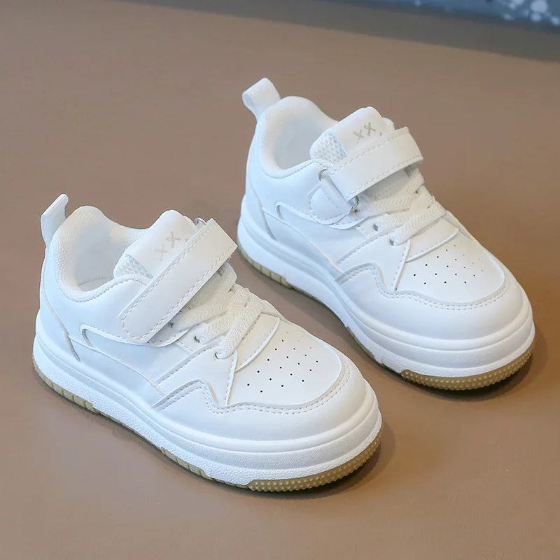 Zapatos blancos para niños, primavera y otoño, deportivos, antideslizantes, ligeros, de suela blanda, informales.