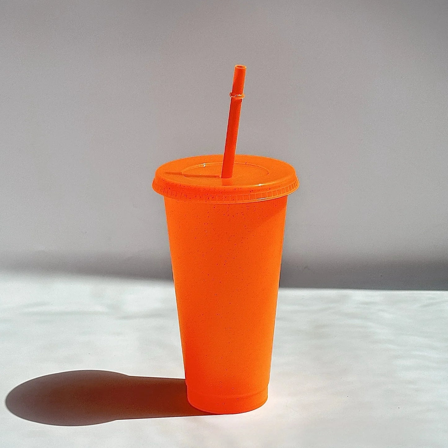Vaso de plástico reutilizable con purpurina de 710 ml, vasos con purpurina y pajita, ideal para hacer tú mismo, regalo de Navidad, camiseta que cambia de color, 1/5/10 unidades