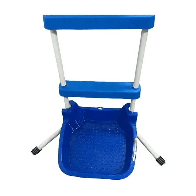 Bañera de pies antideslizante para piscinas elevadas y spas para lavarse los pies con arena. Se monta en la escalera de la piscina.