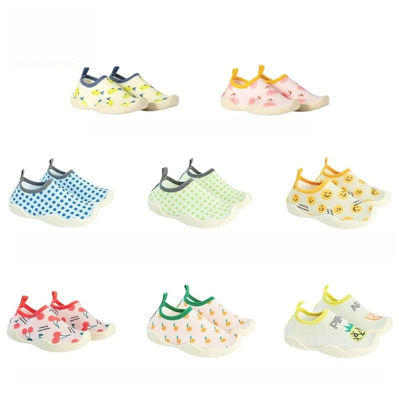 Zapatillas de senderismo para niños, zapatos de agua con suela blanda para niños, calzado antideslizante de dibujos animados para playa, para nadar descalzo