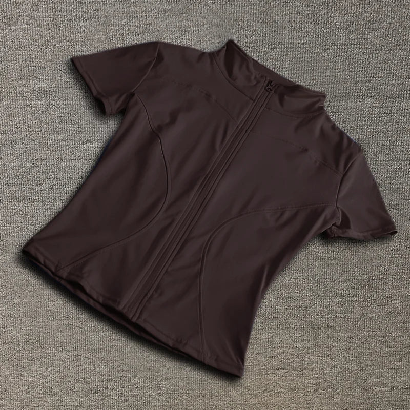 Camisetas de entrenamiento adelgazantes de cintura de verano de alta calidad para mujer, de secado rápido, con cuello alto ajustado y cremallera completa, camisetas de yoga de manga corta.