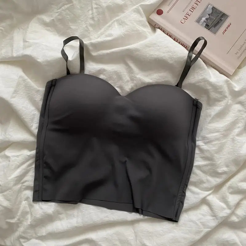 Aishang - Camiseta interior de seda fina sin tirantes para mujer, con espalda francesa, copa fija integrada, para uso exterior, con efecto envuelto en el pecho