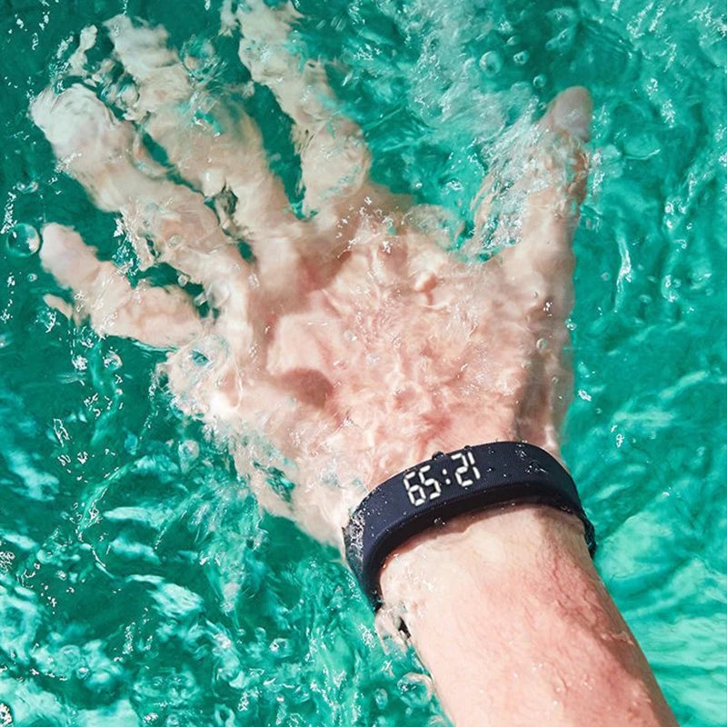 Pulsera inteligente LED digital resistente al agua, reloj inteligente con podómetro para correr, monitor, banda inteligente, alarma de vibración y recordatorio.