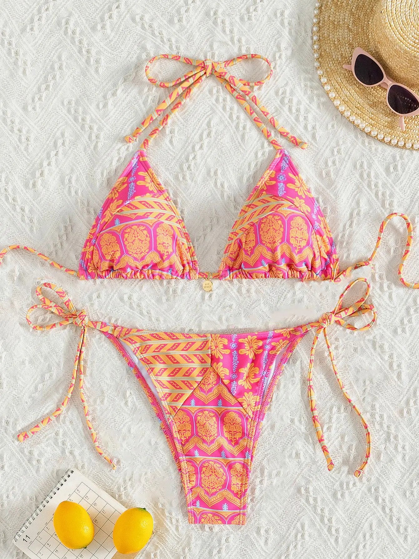 Conjunto de bikini para mujer, novedad de 2025, con tiras laterales ajustables, traje de baño de alta gama, sexy, de dos piezas, para playa, de verano, push up.