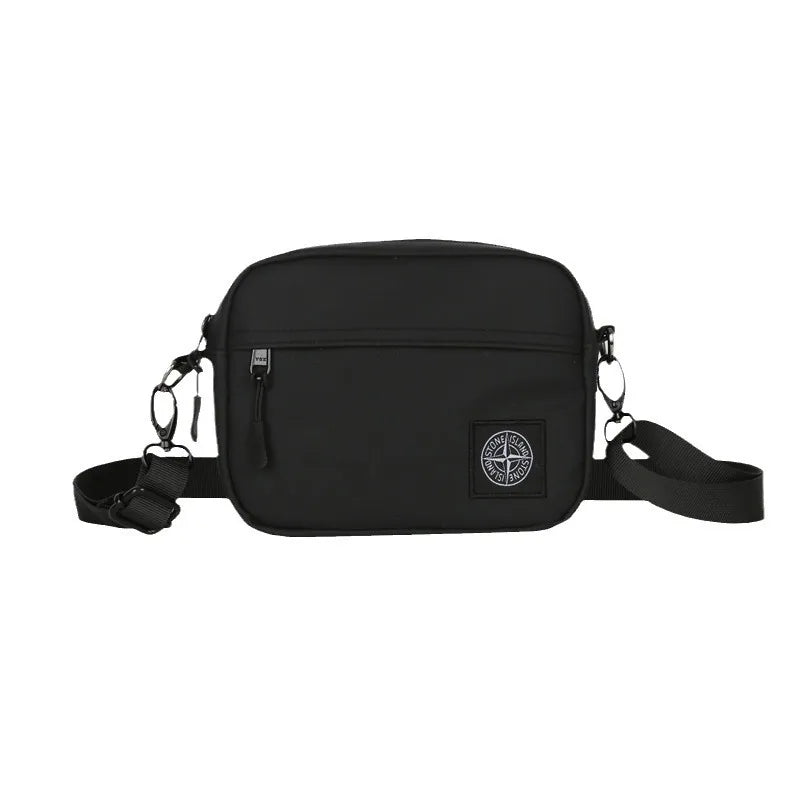 Bolso de hombro de tendencia urbana personalizado para hombres y mujeres, bolso de hombro portátil pequeño de cuero estilo hip hop para deportes al aire libre