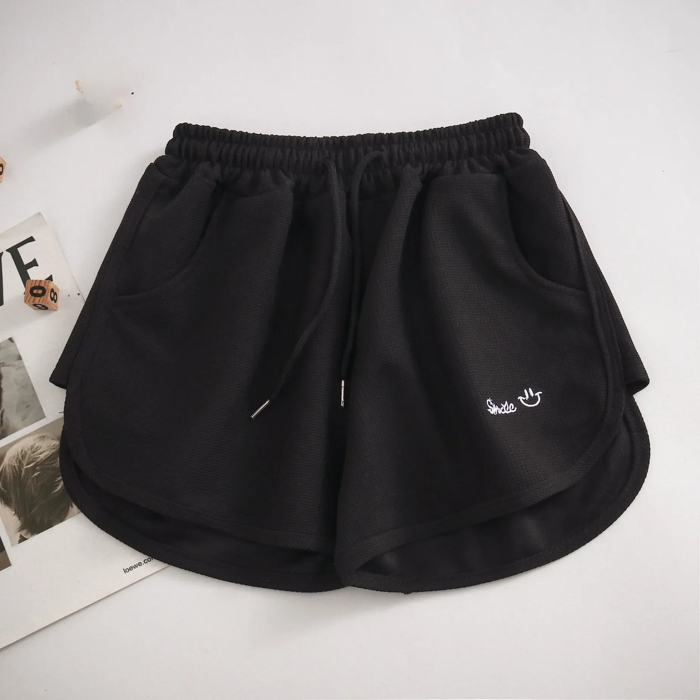 Pantalones cortos informales holgados adelgazantes de verano para mujer, con estampado de cuadros finos, ropa exterior