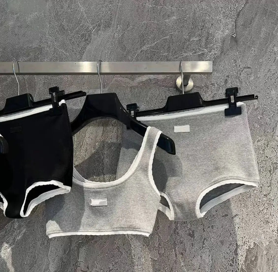 Black And White Female Biquini 2025 New Sexy Low Waist Bikini Sets Women Swimsuit Solid Swimwear Summer Bathing Suit Beachwear