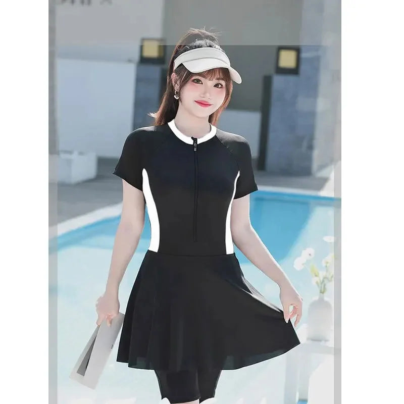 Traje de baño deportivo de una pieza para mujer, manga corta, talla grande, que oculta el cuerpo, talla grande, nuevo estilo 2024