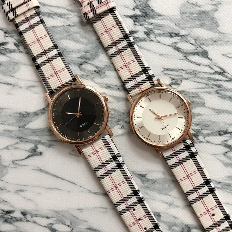 Reloj para hombre Nuevo reloj informal con cinturón a cuadros simple y moderno con caja de oro rosa y reloj de cuarzo a cuadros