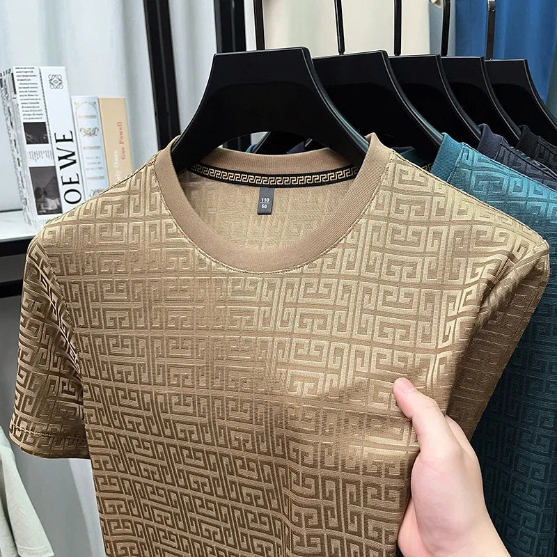 Camiseta de cuello redondo y manga corta de jacquard de moda para hombre, nueva, informal, cómoda y versátil para todas las estaciones, 2025