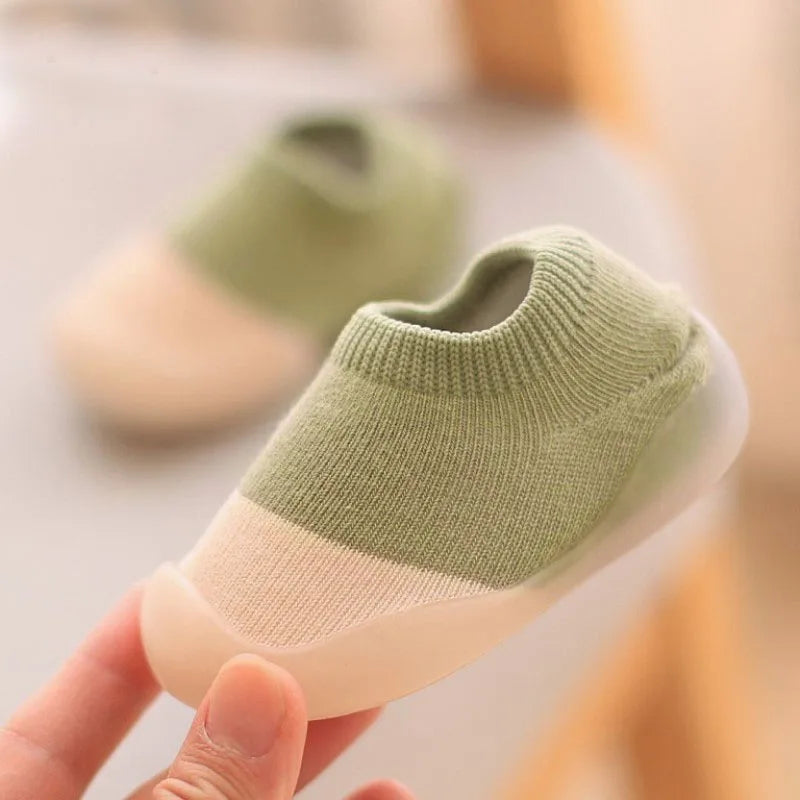 Zapatos para bebés, primeros pasos, para niños y niñas, suela de goma suave antideslizante, zapatos casuales descalzos, botines de punto