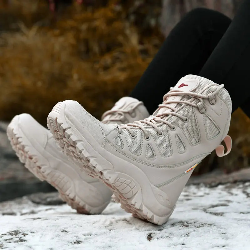 Botas tácticas ultraligeras de lona transpirable de nuevo estilo para hombre, ideales para primavera y verano, para senderismo y actividades al aire libre, para fanáticos del ejército y el entrenamiento de combate.