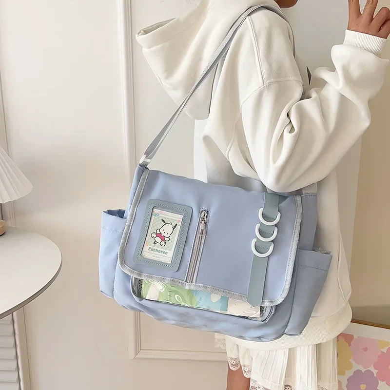Nuevo bolso bandolera informal de nailon de estilo universitario, de gran capacidad, para estudiantes, estudiantes, estudiantes, estudiantes, estudiantes, tendencia de viaje, con un solo hombro inclinado.