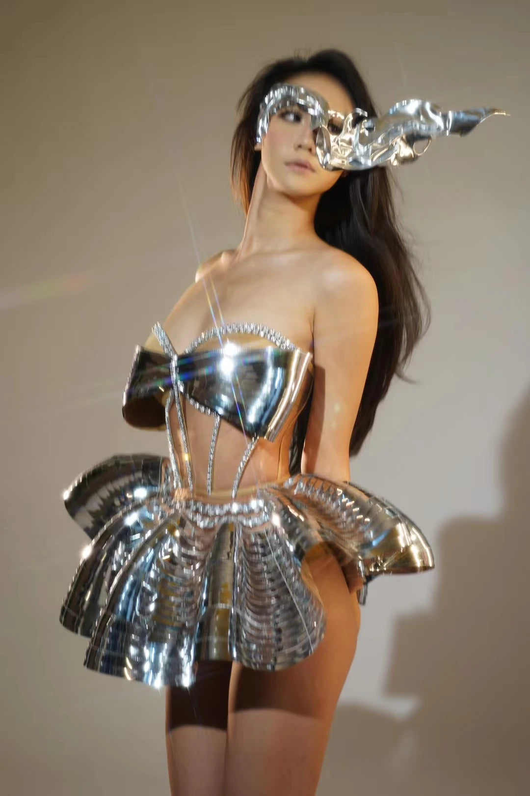Sexy Diamonds Activity Clothing Women ClubCelebrate Stage Wear Performance Outfit Sparkly GoloSilver Top 2PCS Skirt Sets Y009