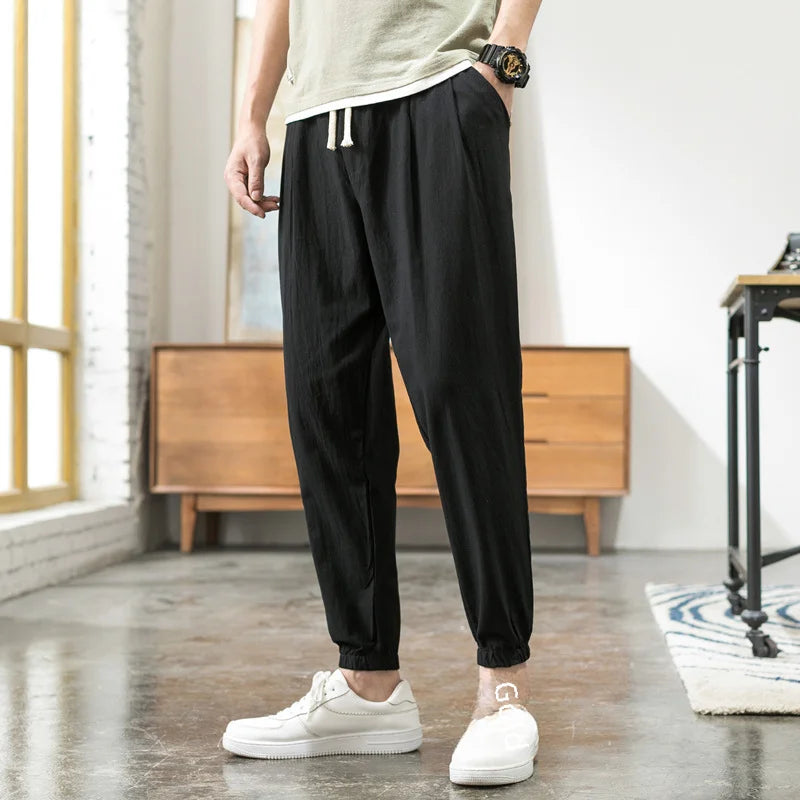 Pantalones casuales ligeros de primavera y verano para hombre, pantalones cortos coreanos de moda, pantalones cargo adelgazantes de pie pequeño para hombre