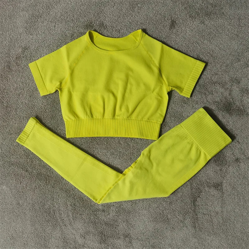 Conjunto de yoga fitness sin costuras para mujer, ropa deportiva de cintura alta, leggings, pantalones cortos de dos piezas, ropa de gimnasio para mujer